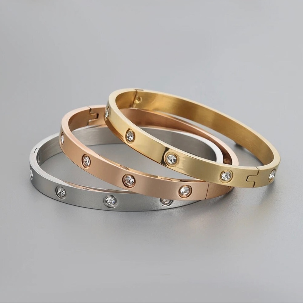 18K Gold Diamond Full Drill Love Inspired Bracelet Bangle Cuff No Fade Stackable - Picture 3 of 11